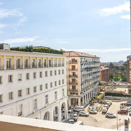 7th Floor - Porta Nuova Верона